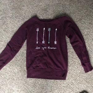 maroon shirt
